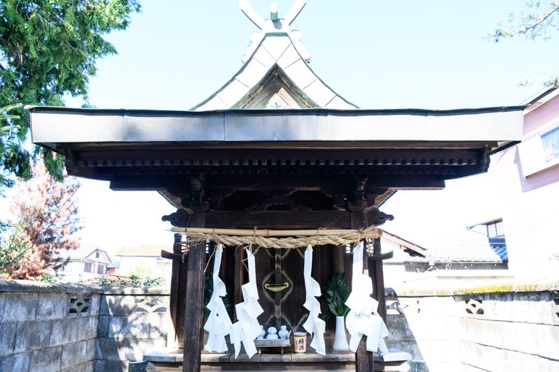 大和神社/渟名城入姫神社の本殿(アップ)